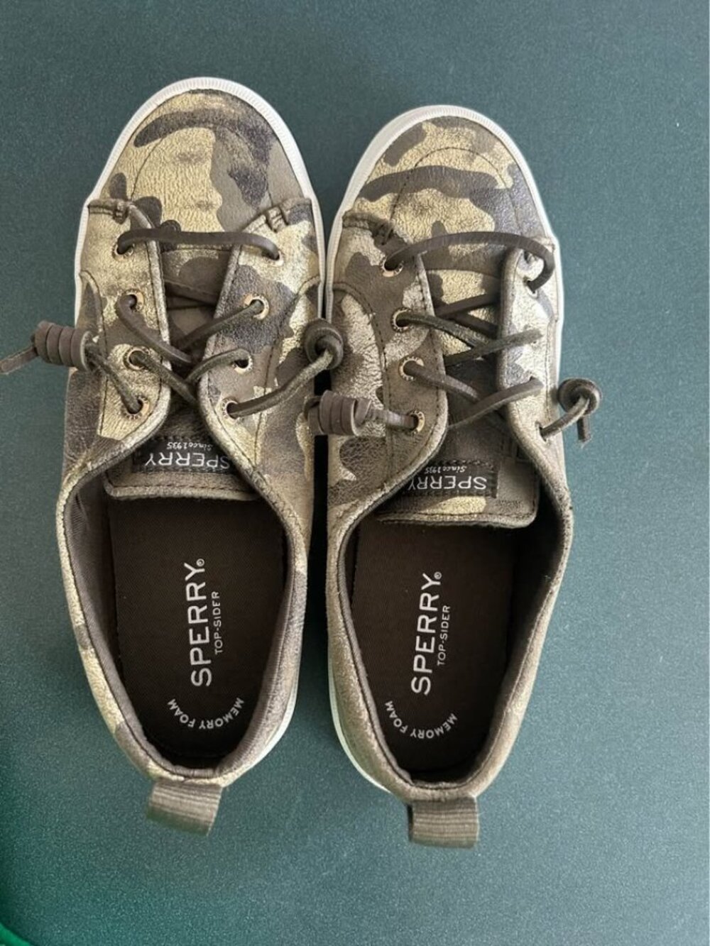 Camo Sperry's